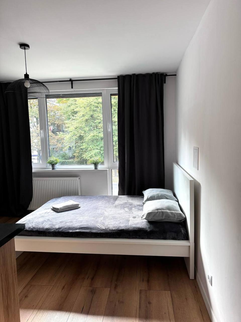 Quiet Apartment Near The Park, Metro, Centre, Wi-Fi - By Hik Apartments Варшава Экстерьер фото